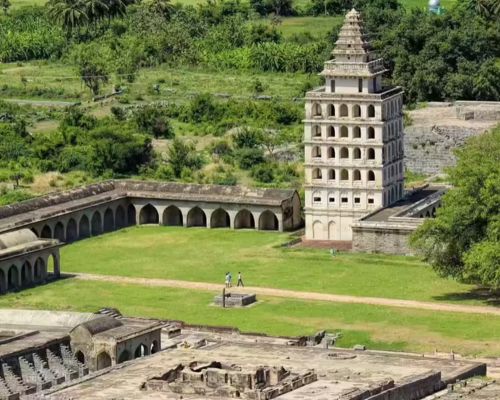 tour-listing-details-slide