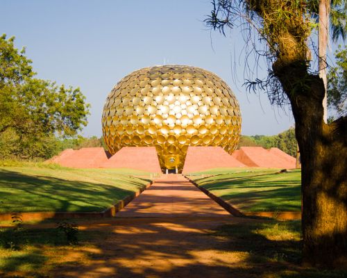 tour-listing-details-slide